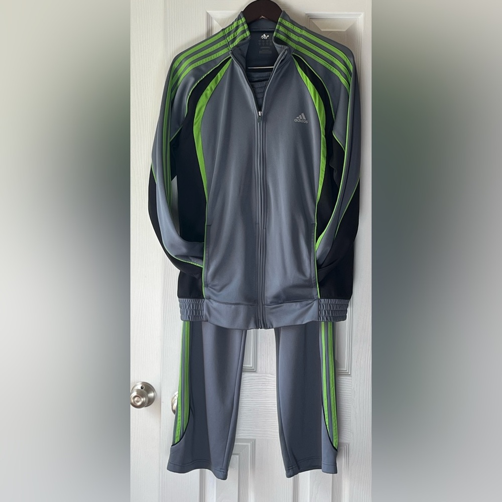 Adidas Men’s Tracksuit Set Medium Gray Green 3 Stripe Athletic Jacket & Pants